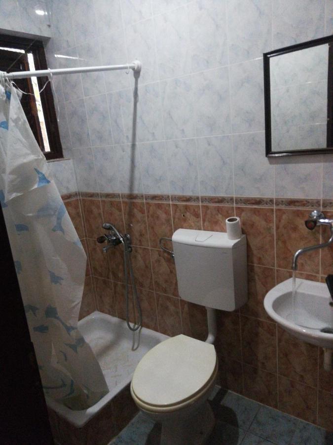 Apartments Regina Sutomore Εξωτερικό φωτογραφία