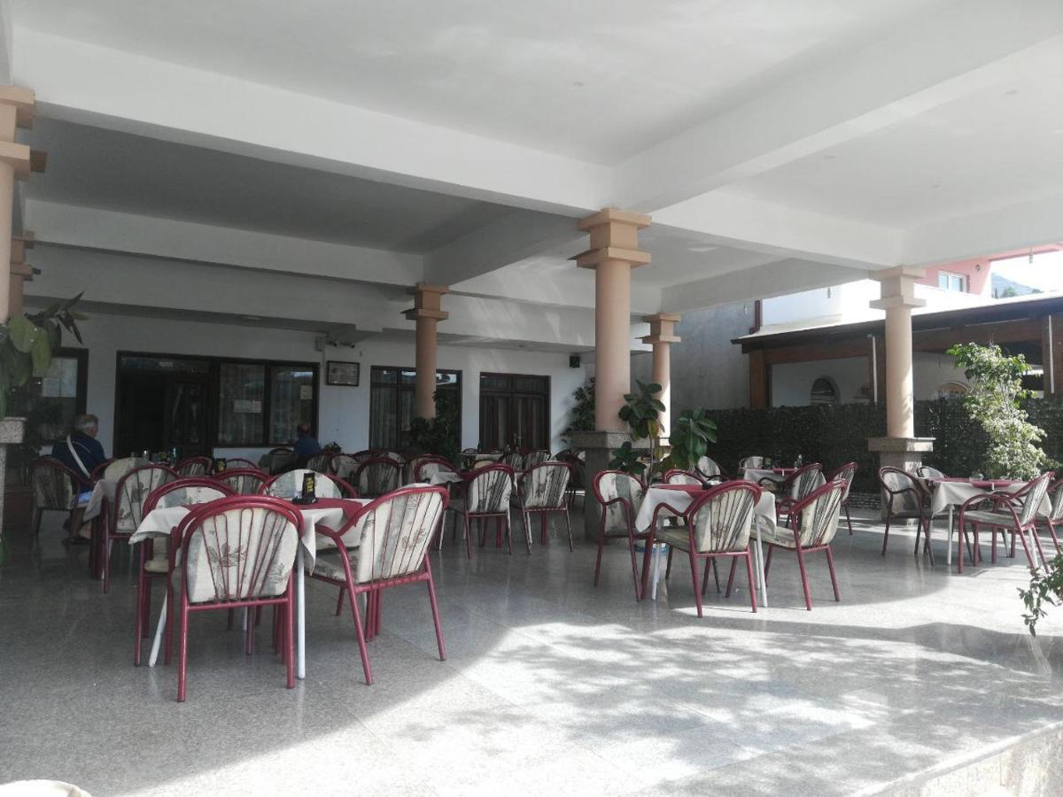 Apartments Regina Sutomore Εξωτερικό φωτογραφία